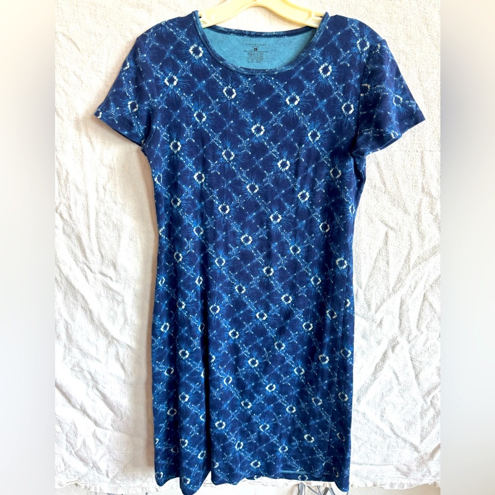 Jones New York dress in cute blue print